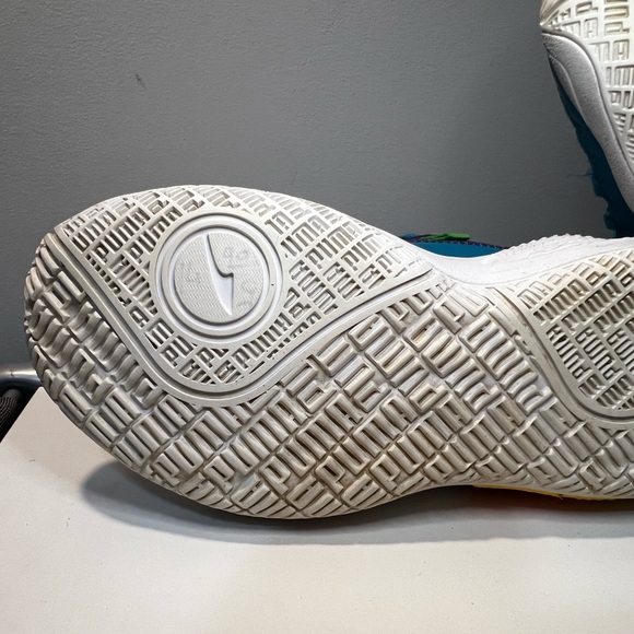 Puma Court Rider Nickelodeon Rugrats Sneakers Size 6 Pre-Owned - Picture 15 of 16